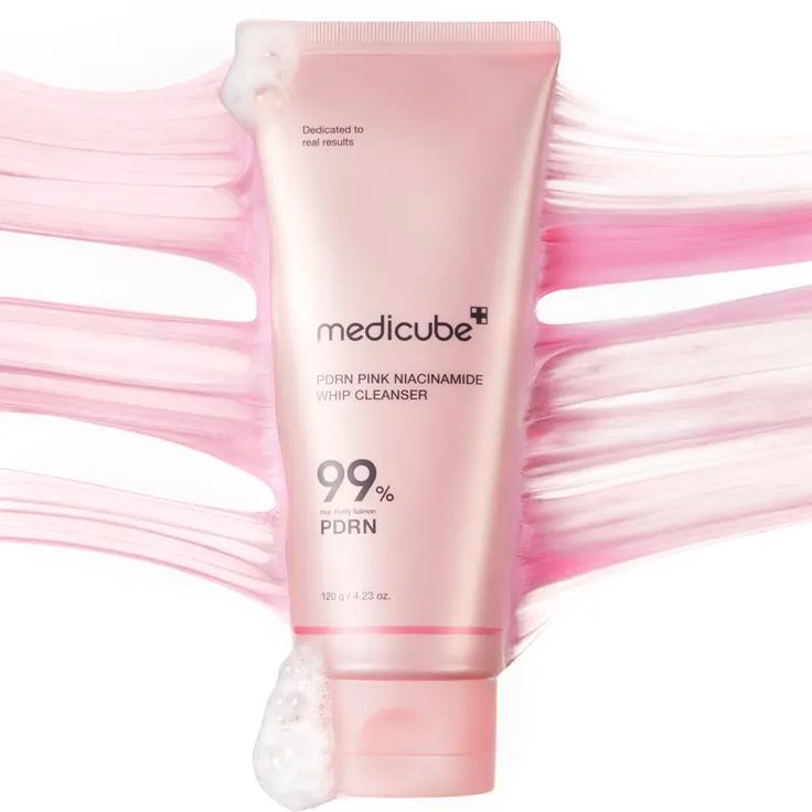 PDRN Pink Niacinamide Whip Cleanser - Medicube