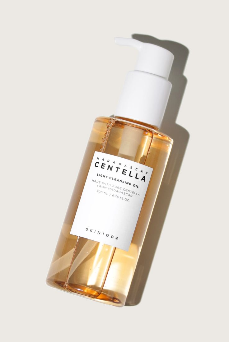 SKIN1004 Madagascar Centella - Light Cleansing Oil